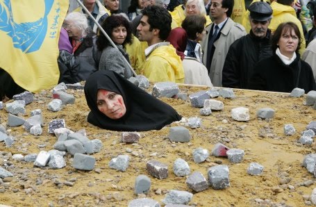 [Image: stoning.jpg]